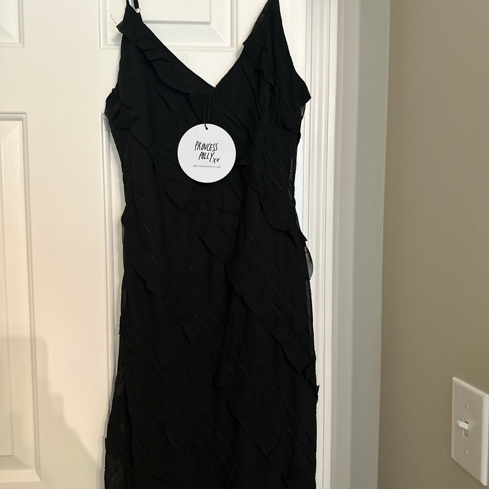 PRINCESS POLLY BLACK BRAND NEW DRESS! SIZE 6!